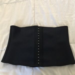 waist trainer